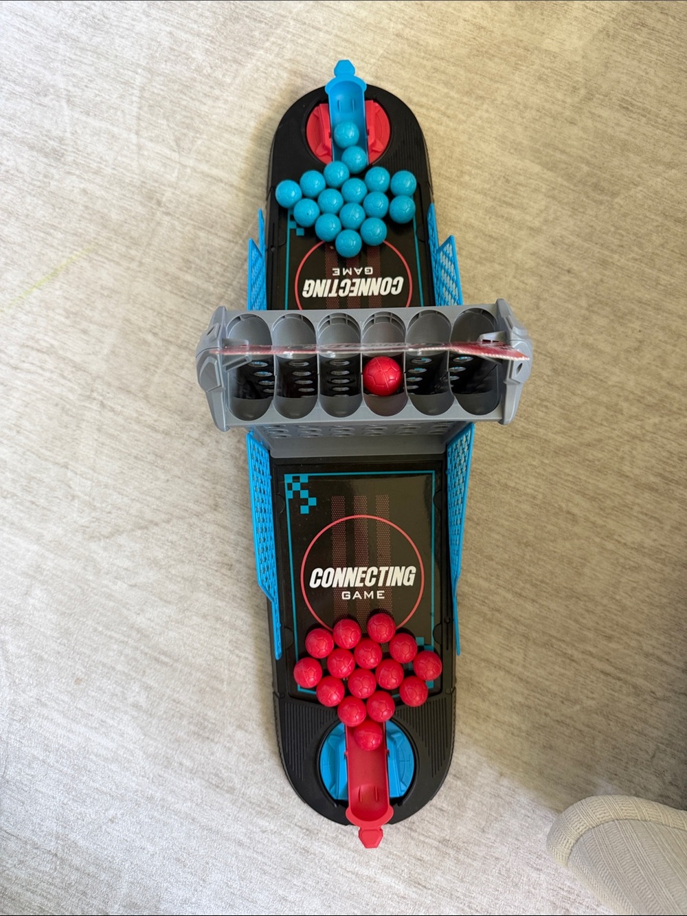 Connecting Game Set – Blue and Red Strategy Play